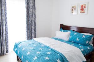 Bright and Modern Apartment with a pool & gym