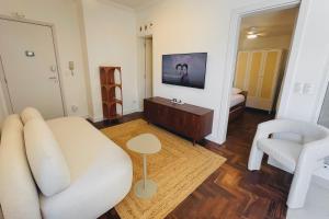 Apartamentos de 1 e 2 quartos com garagem próximo ao Parque Barigui Domo Hospedagem