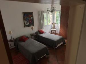 CASA DE CAMPO con bajada al rio