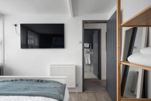 Modern Cottage in Central Exeter