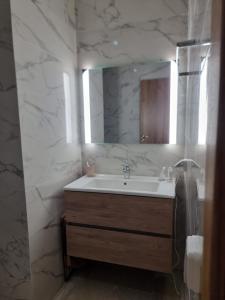 Appartement neuf avec piscine Agadir bay à 4 min de la plage