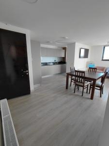 Patagonia Big Family Apart for 7 BBQ & HotPool