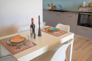 Villa Adele Apartments con piscina e vista mare - primo piano