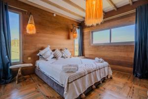 Domaine de 3 chalets avec piscine et la vue Océan