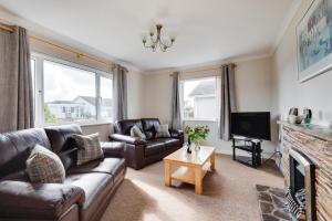 2 Bed in Padstow oc-p00464