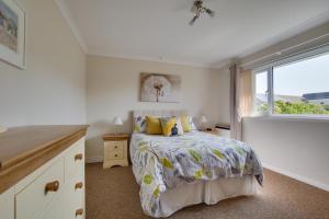 2 Bed in Padstow oc-p00464