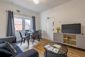 Contractor friendly 6 beden suite house