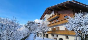 Weinberg Apartments & Acquarenacard