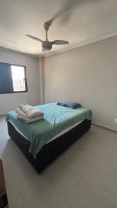 Apartamento à 150 mts da praia - Estacionamento Coberto