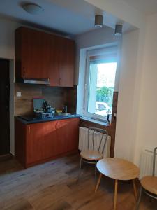 Biedronka- samodzielny apartament dla 3 osób z miejscem parkingowym