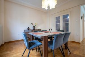Blue Harmony 3BR - Heart of Athens by ΜΡS