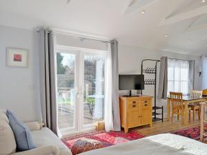 Slipper Pond Cabin - Emsworth