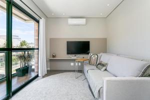 Wi-Fi 400mb + Smart TV 50” | Praia 1,5 km #CHA13