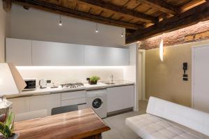 Superior One-Bedroom Apartment room in Il Vicolo Residence Aparthotel Verona