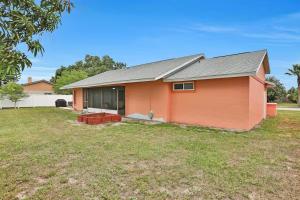 Sarasota 3BR | Pet-Friendly, Fenced Yard