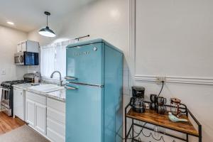 Walk to Everything! Historic Billings Home with Deck