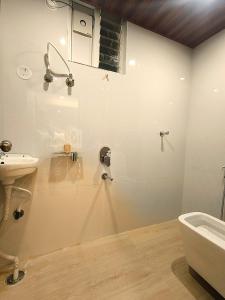 An Exquisite New Luxury One Bedroom Penthouse at Mio Hotel Madhapur
