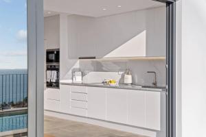 Atlantic Bloom by Homie