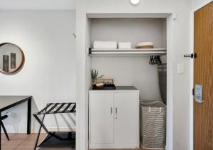 Modern Midtown Studio and Private Balcony