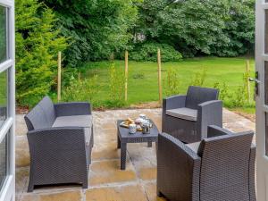 2 Bed in Lower Treluswell 78621