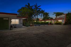 Modern 1BR Studio in Hollywood | Free Parking