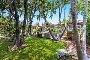 1BR Studio Parking, BBQ, Garden In Hollywood