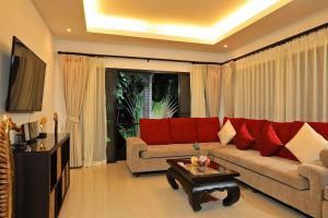 Thaimond Residence by TropicLook Walkable distance to Naiharn beach