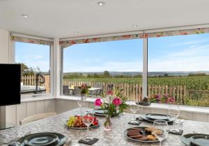 Bwthyn y Ddol - a cottage with stunning views