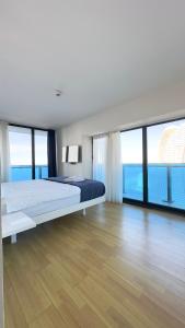 ORBI CITY NEW APARTMENTS Official BATUMI
