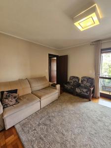 Aconchegante, amplo e central