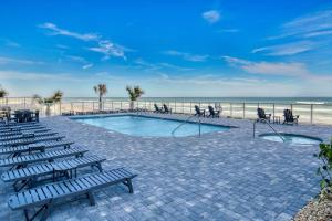 Salty Oceanfront Luxury Condo Pools, Hot Tubs