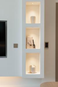 150Mbps WiFi · 1BR Pool · JVC