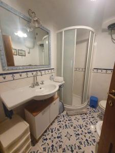 Tharros Sinis Blue Home img16