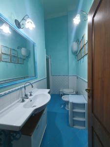 Tharros Sinis Blue Home img19