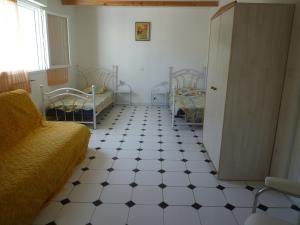 Mas de la BOURGADE Villa BLANCHE