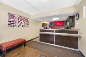 Red Roof Inn Buffalo - Niagara Airport