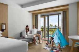 Phuket Marriott Resort & Spa, Merlin Beach