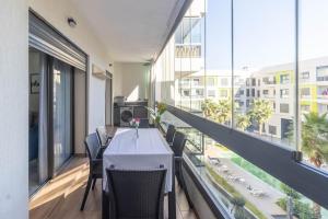 2 Bedroom Luxury - Gym & Pool View