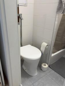 Smart Studio for Work & City Exploring