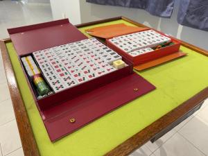 Austin Taman Daya Large Corner House for 10 Pax