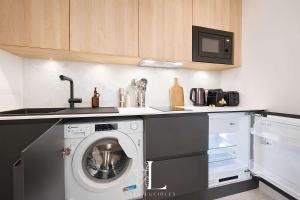 Les Lucioles 3 - Luxury Studio Apartment