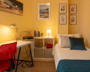 Ponte per la Sardegna e la Corsica dalla Toscana Family Apartment