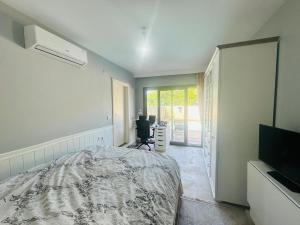 Villa with Large Pool 5 min Beach Nature Peace