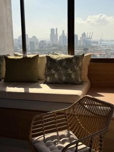 NEW Unique 270º view above the city walls