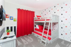 Lake view Near Disney Resort w Lazy River 108