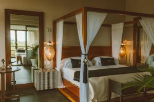 Rooftop Monarch Suite