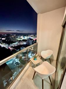 1-Bedroom Apartment Balcony, Gym, Pool & BBQ