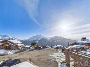 Superbe appartement skis aux pieds 80m², WIFI, parking, 8 pers - FR-1-398-692