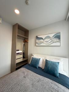 2BR Rooftop Pool & Gym Laguna Skypark