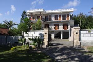 Gunung Payung Guesthouse In Bali Room Deals Photos Reviews - 